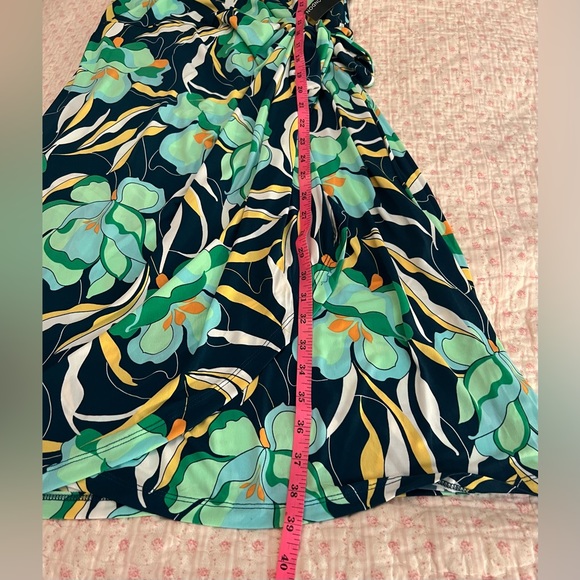 Maggy London Matte Jersey Wrap Dress, Size 10, EUC! - Picture 13 of 13